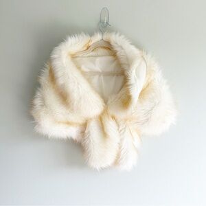 Elegant Cream Faux Fur Women's Jacket